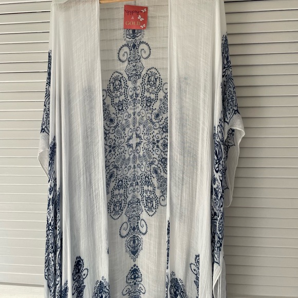 Gypsy and Gold Accessories - Beach Wrap/Coverup/Kimono 🌴